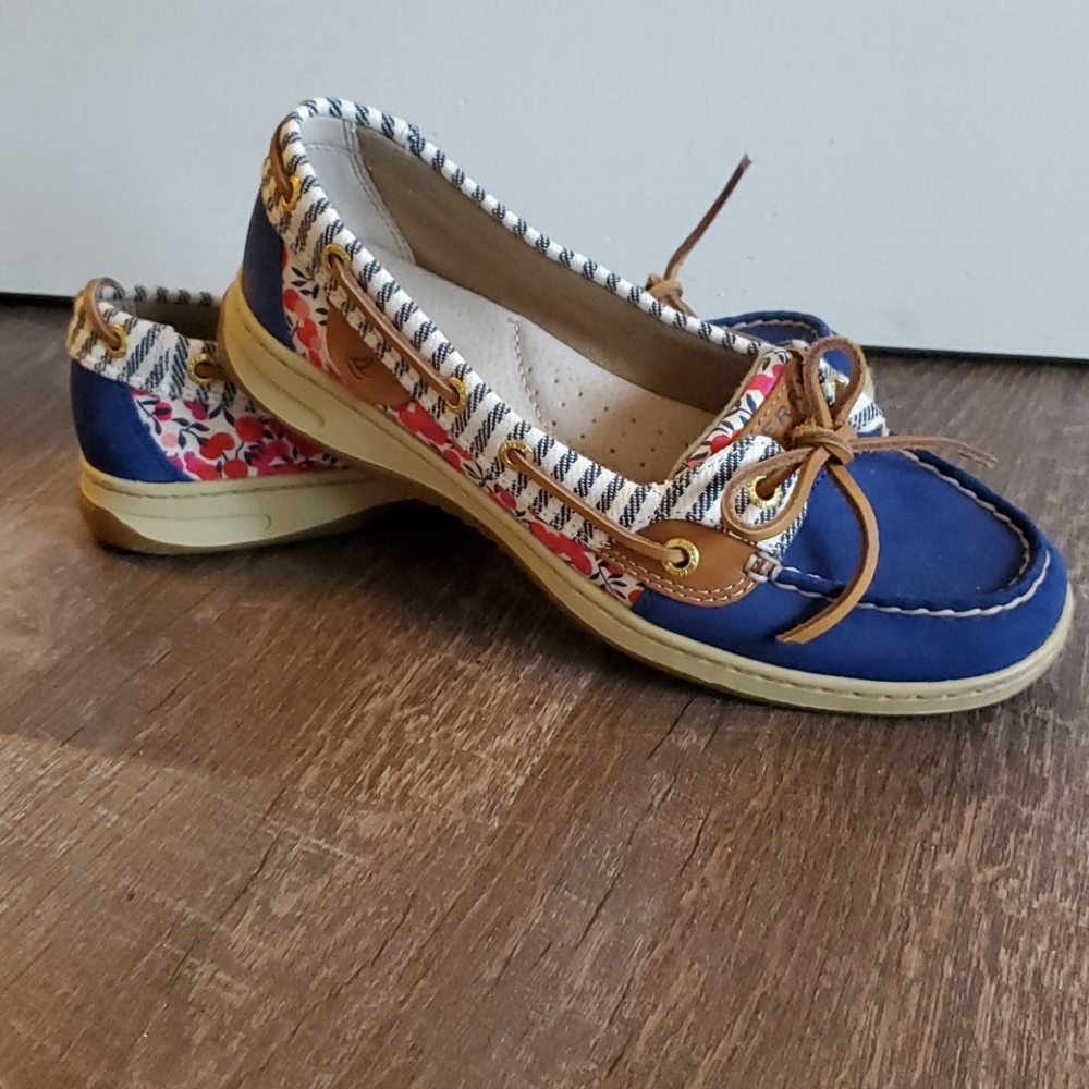 New Sperry Top Siders Blue, white, pink.